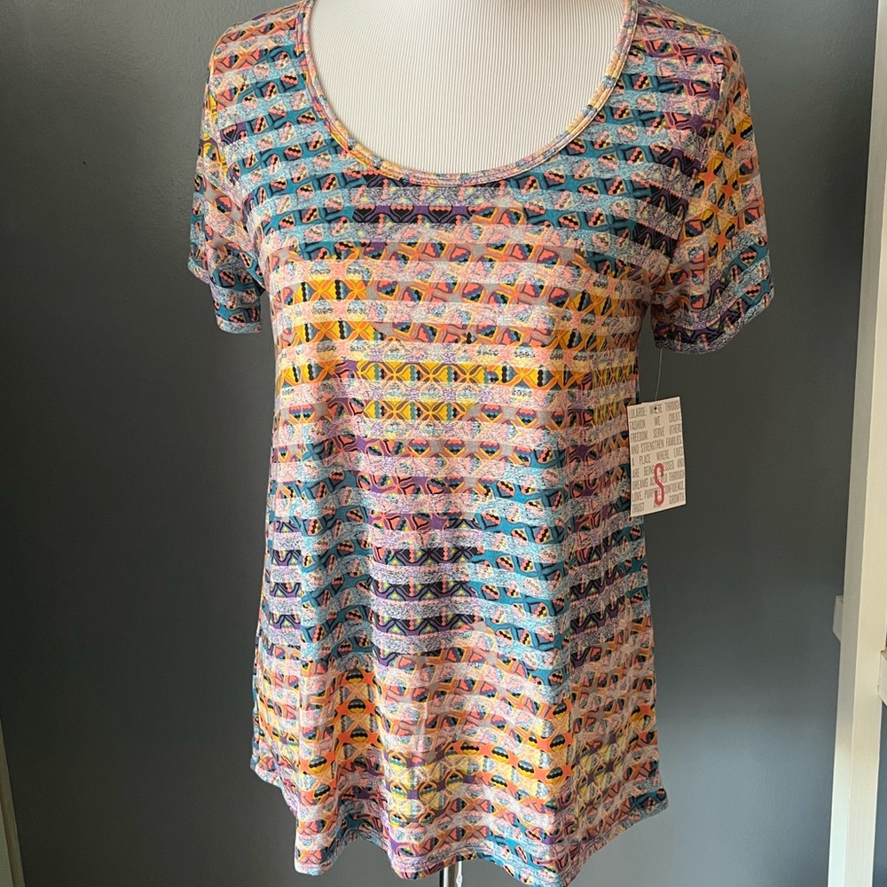 S LuLaRoe Classic T